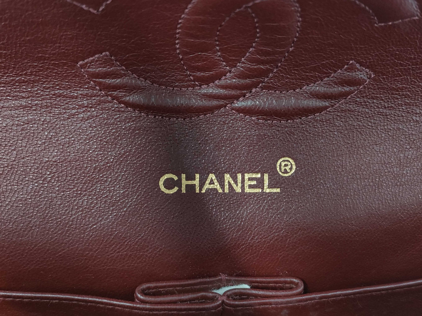 CHANEL Matelasse 25 Shoulder Bag