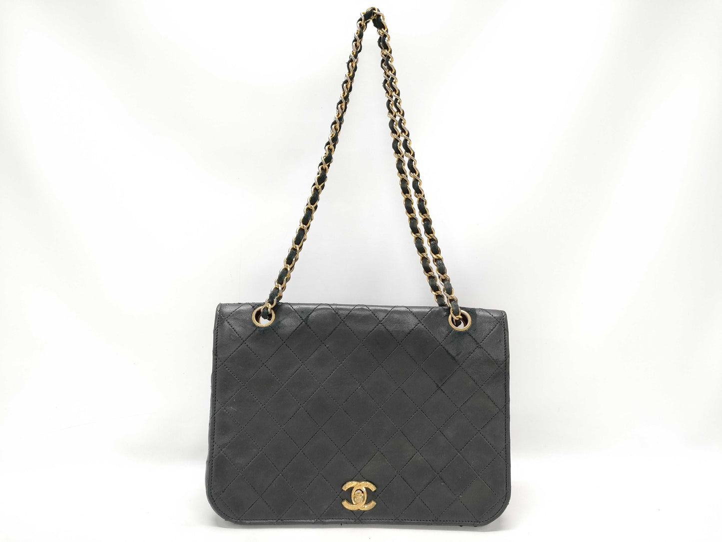 CHANEL Matelasse Lambskin Single Flap Single Chain Bag in Black with Gold Hardware, Shoulder Bag