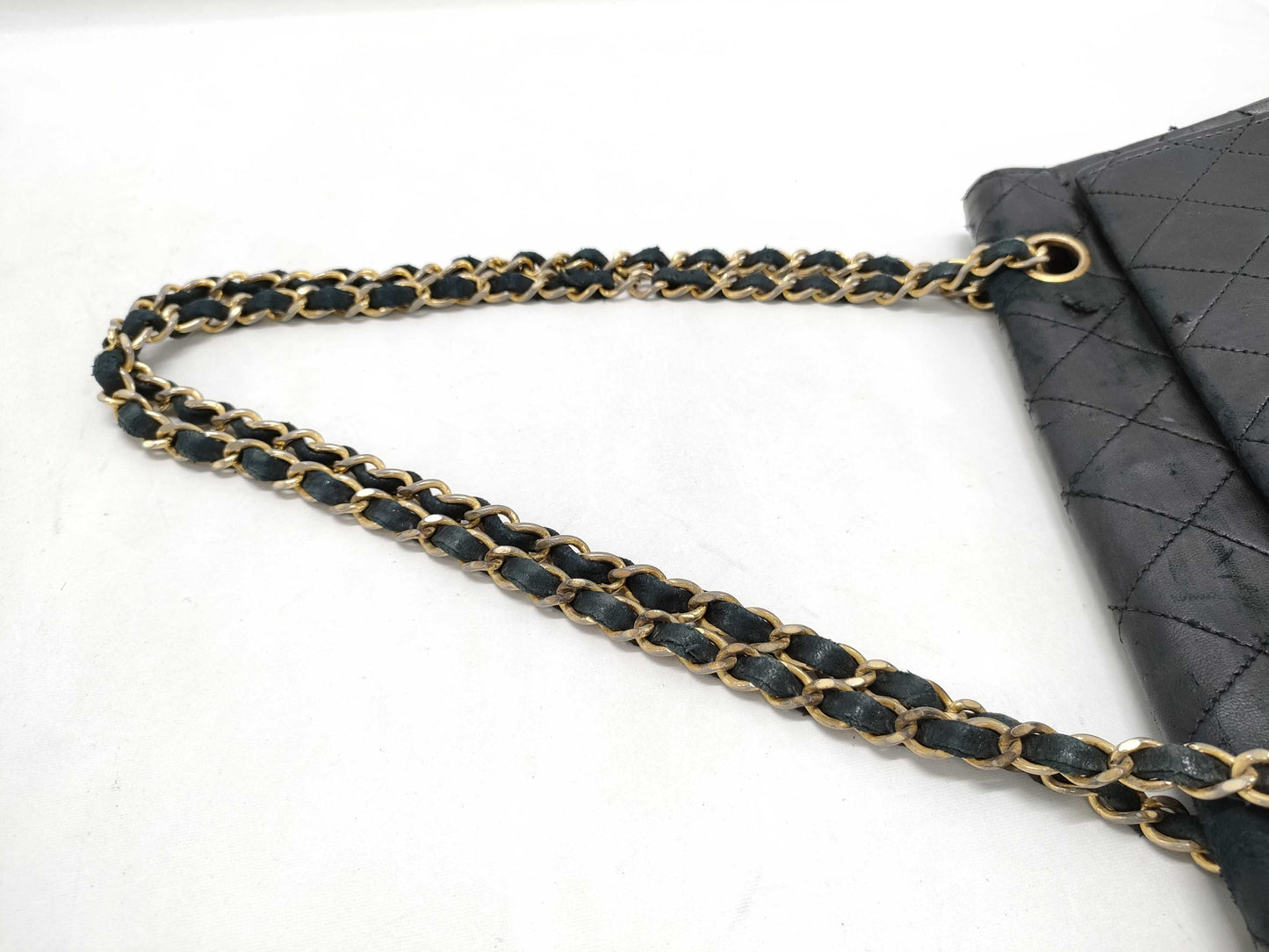 CHANEL Matelasse Lambskin Single Flap Single Chain Bag in Black with Gold Hardware, Shoulder Bag