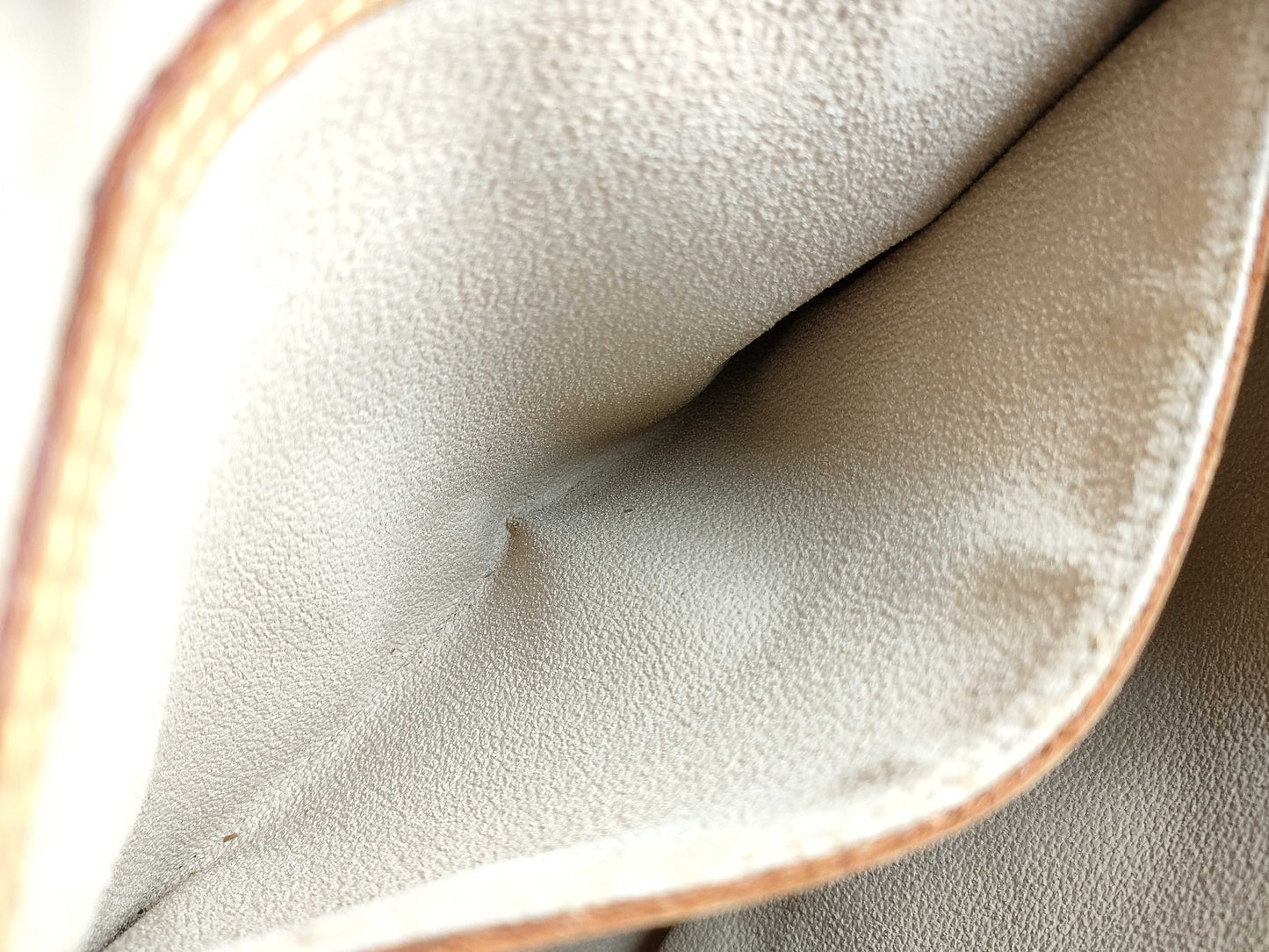 LOUIS VUITTON RFID Unverified VI0060 Monogram Louis Vuitton Monogram Bucket PM M42238 Tote Bag