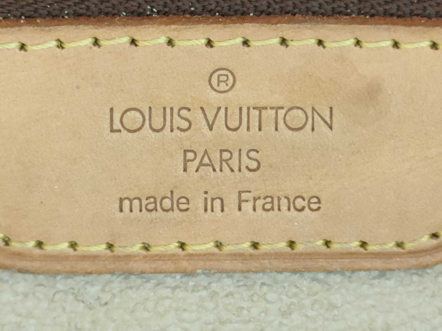 LOUIS VUITTON RFID Unverified VI0060 Monogram Louis Vuitton Monogram Bucket PM M42238 Tote Bag
