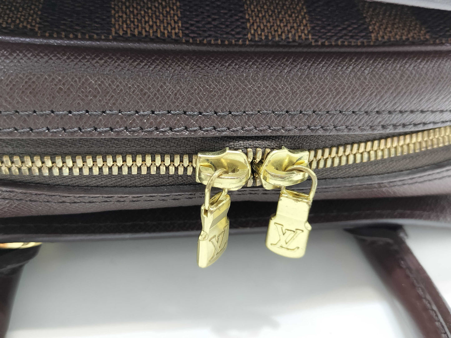 LOUIS VUITTON N51155 Damier Louis Vuitton Damier Triana Handbag