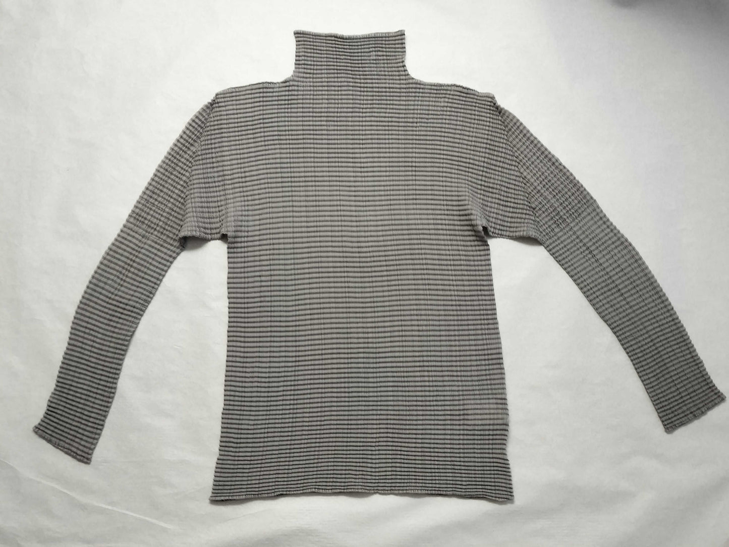 ISSEY MIYAKE Pleated Cut and Sew IM53-FJ920 M Tops