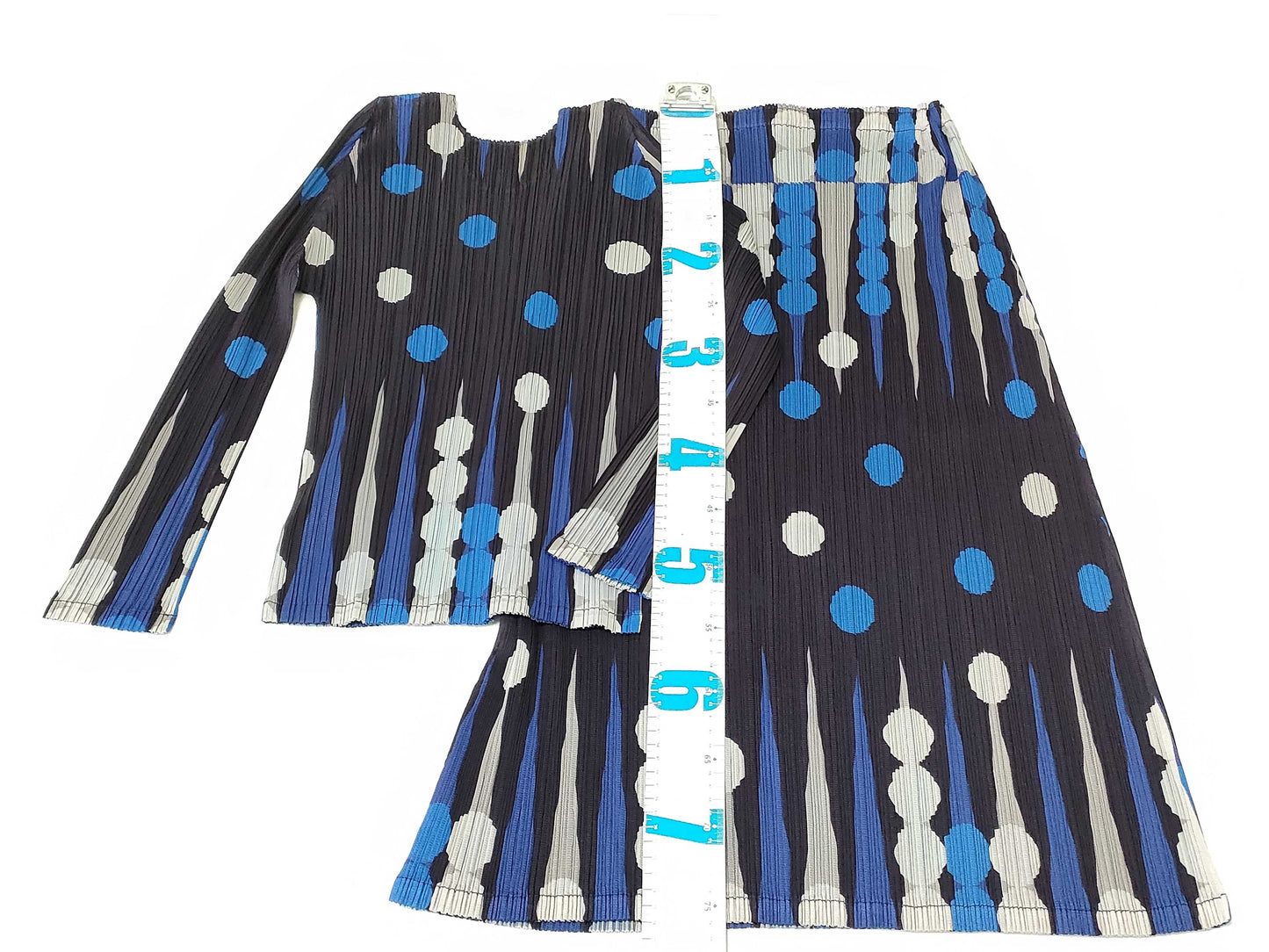 PLEATS PLEASE Dot Print Cut and Sew Tops
