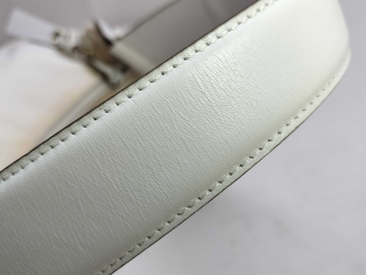 GUCCI GG Canvas Gucci GG Canvas One-Shoulder Bag Shoulder Bag