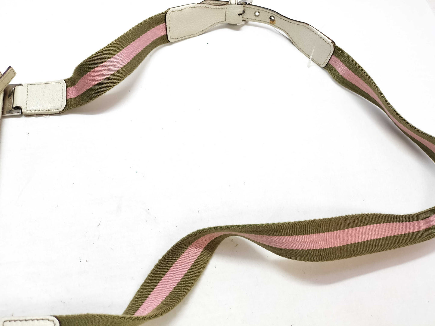 GUCCI GG Canvas Shoulder Bag Gucci GG Canvas Shoulder Bag
