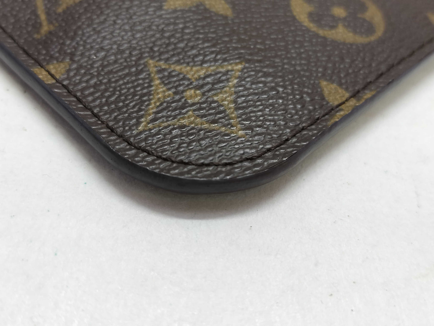 LOUIS VUITTON Monogram Neverfull Pouch
