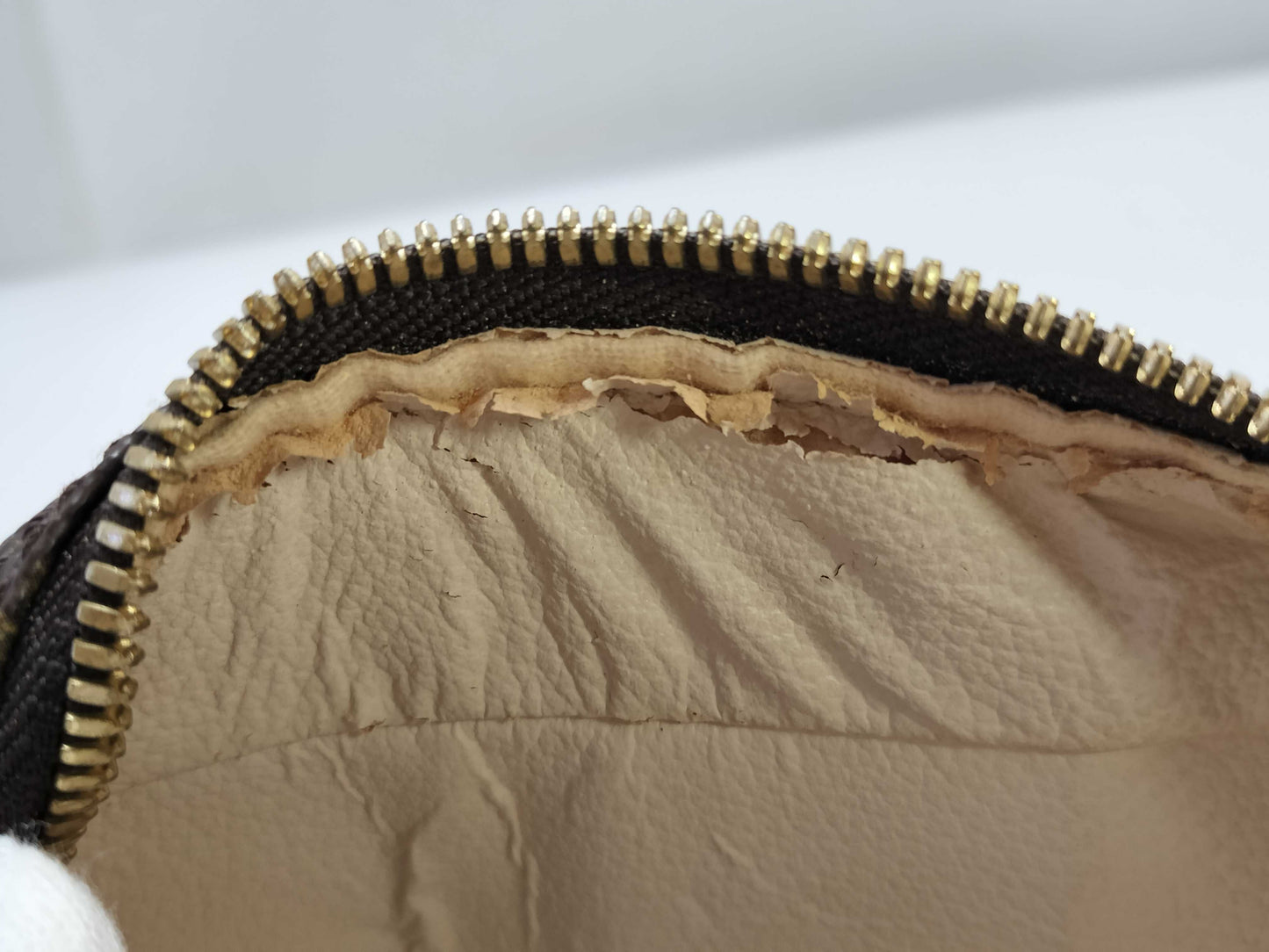 LOUIS VUITTON Monogram Louis Vuitton Monogram Spontini Handbag