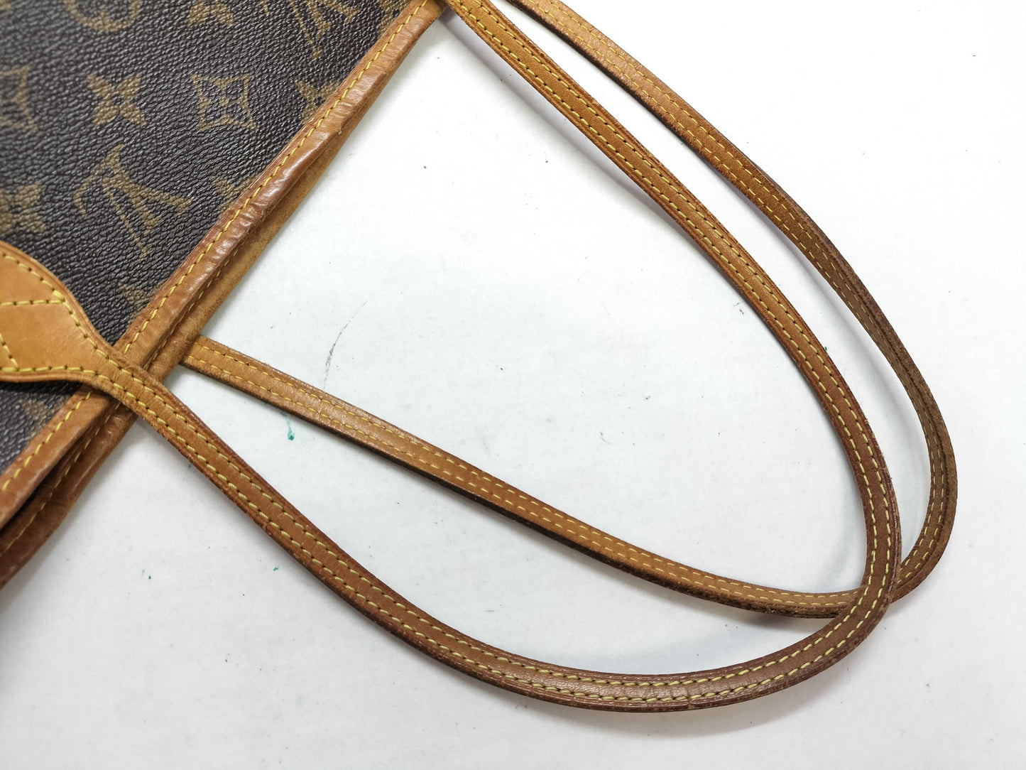 LOUIS VUITTON Monogram Neverfull Tote Bag