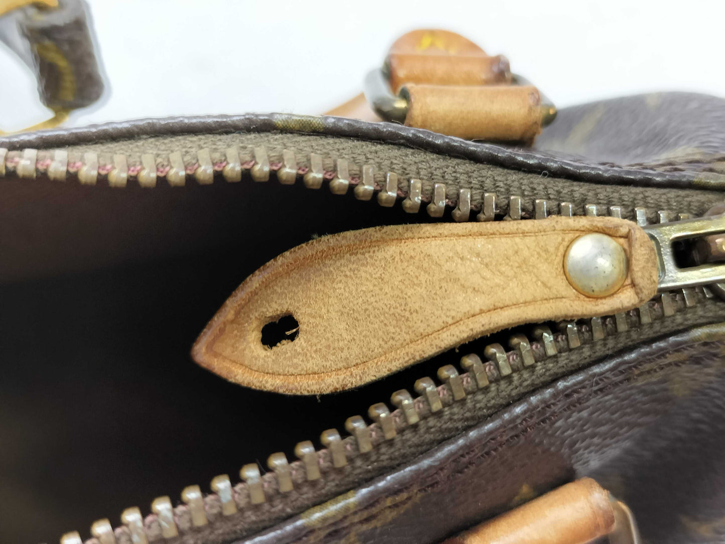 LOUIS VUITTON Monogram Louis Vuitton Monogram Mini Speedy Handbag