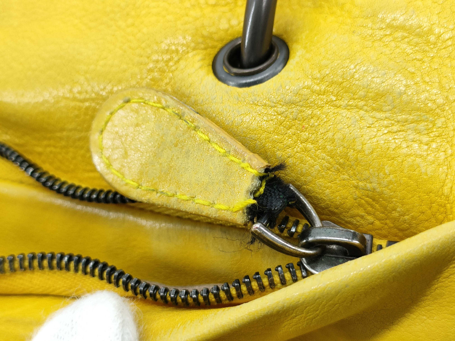 BOTTEGA VENETA Intrecciato Shoulder Bag 239897
