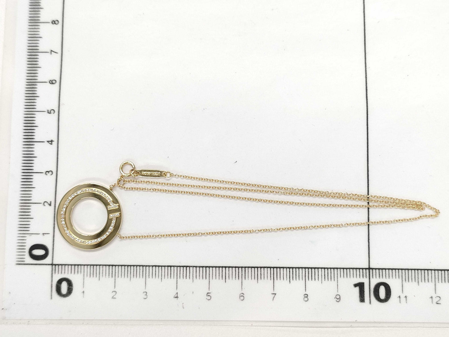 Tiffany & Co. T Circle Diamond Necklace in Yellow Gold and Au750, 6.7g