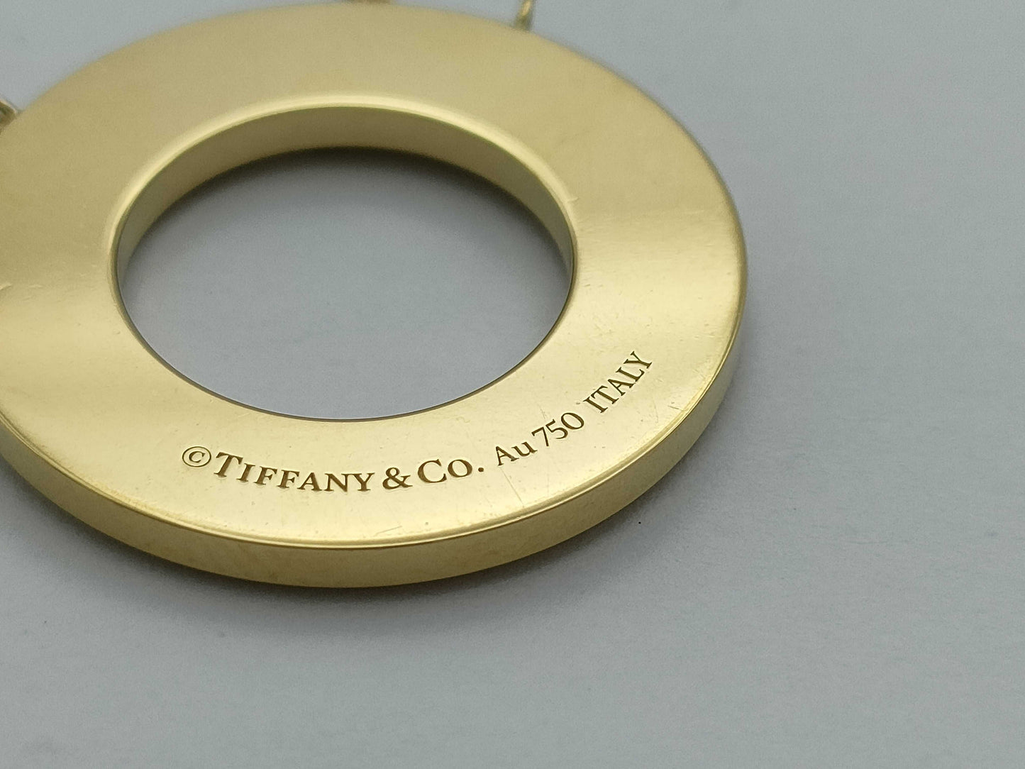 Tiffany & Co. T Circle Diamond Necklace in Yellow Gold and Au750, 6.7g