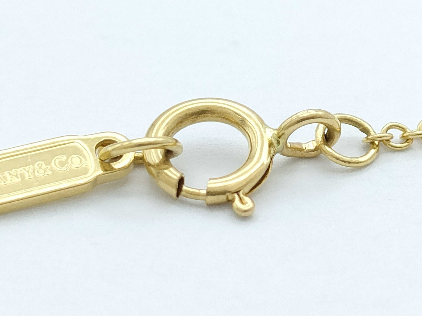 Tiffany & Co. T Circle Diamond Necklace in Yellow Gold and Au750, 6.7g