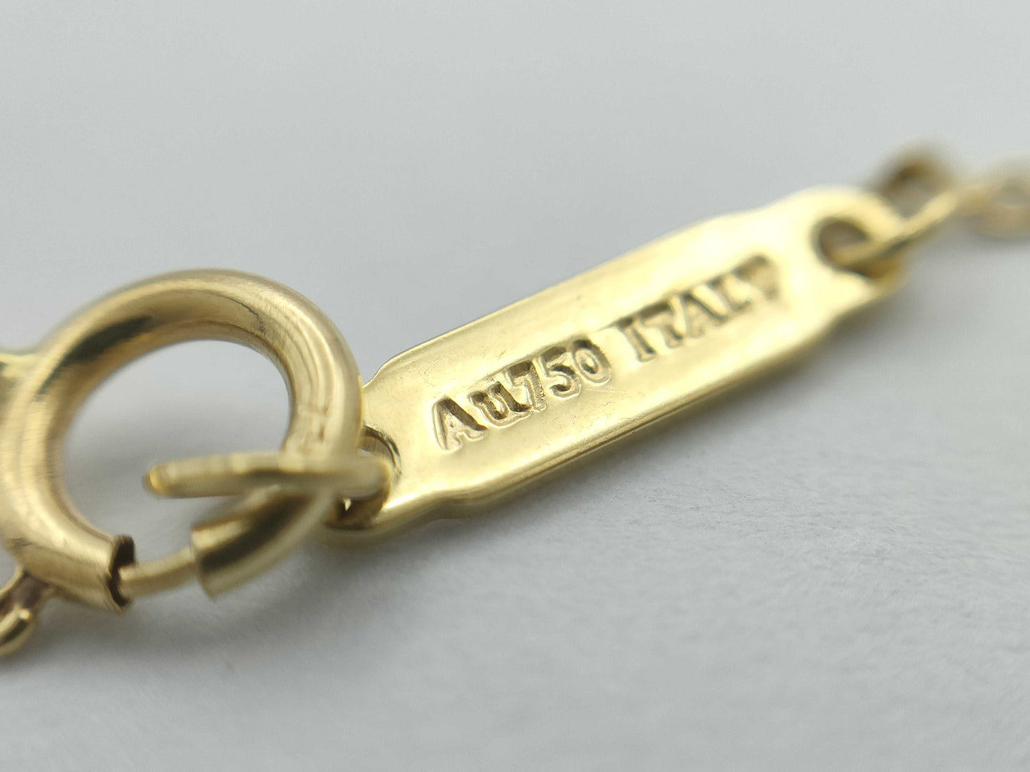 Tiffany & Co. T Circle Diamond Necklace in Yellow Gold and Au750, 6.7g