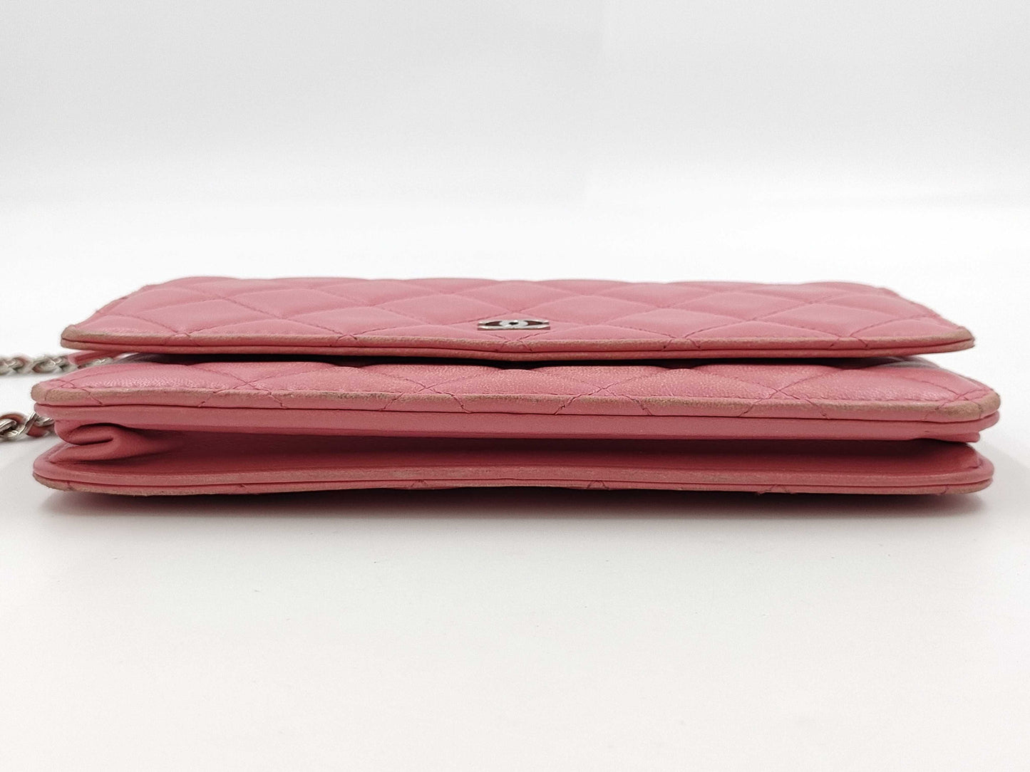 CHANEL Matelasse Chain Wallet A33814 Lambskin Pink 22 Series Shoulder Bag