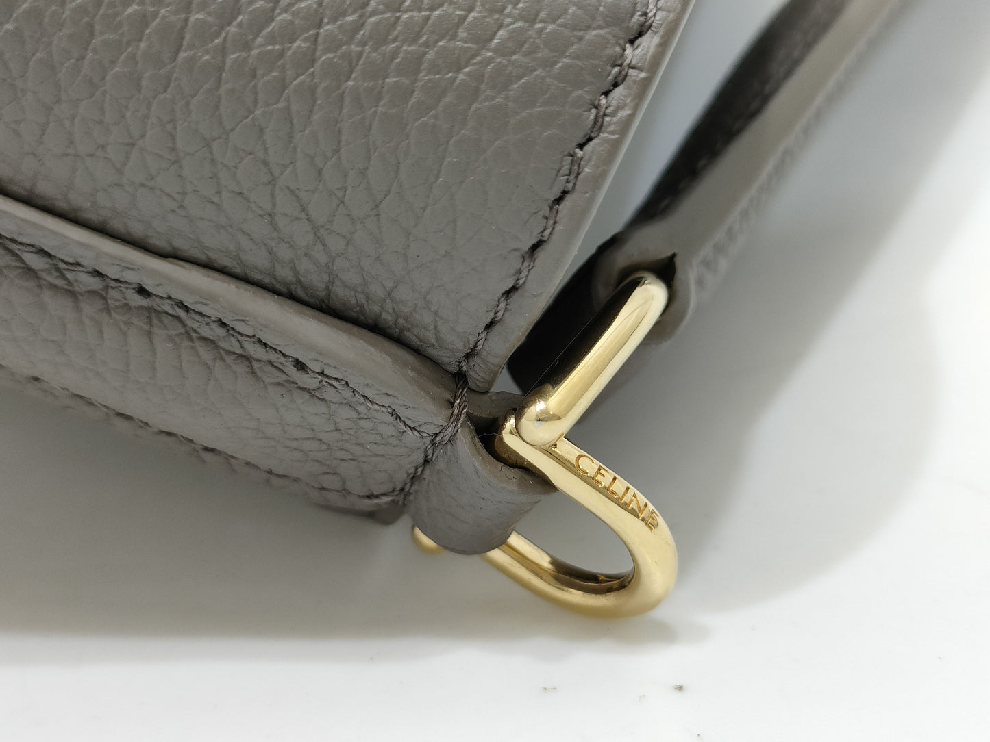 CELINE Bucket 16 Handbag Pebble