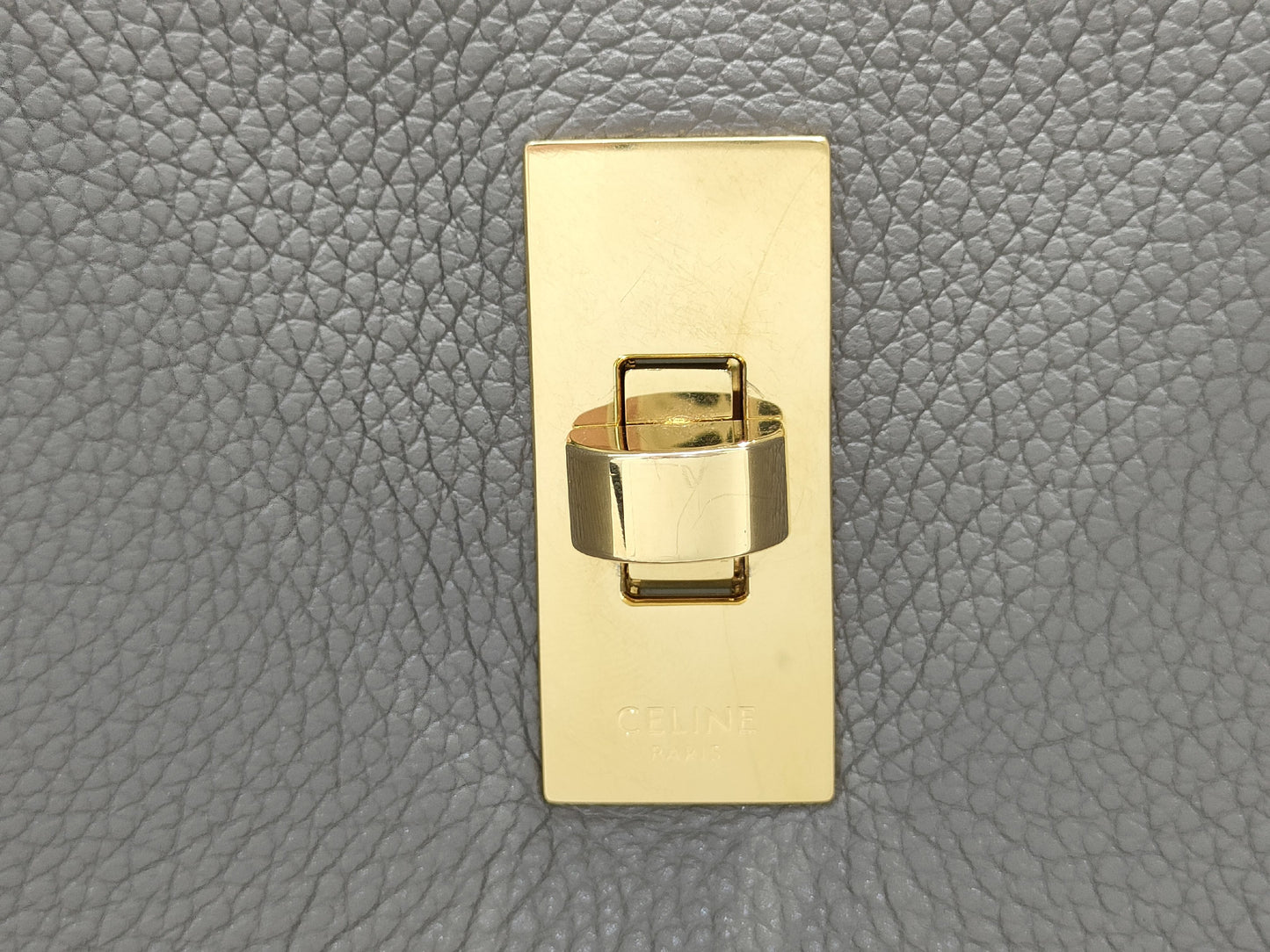 CELINE Bucket 16 Handbag Pebble