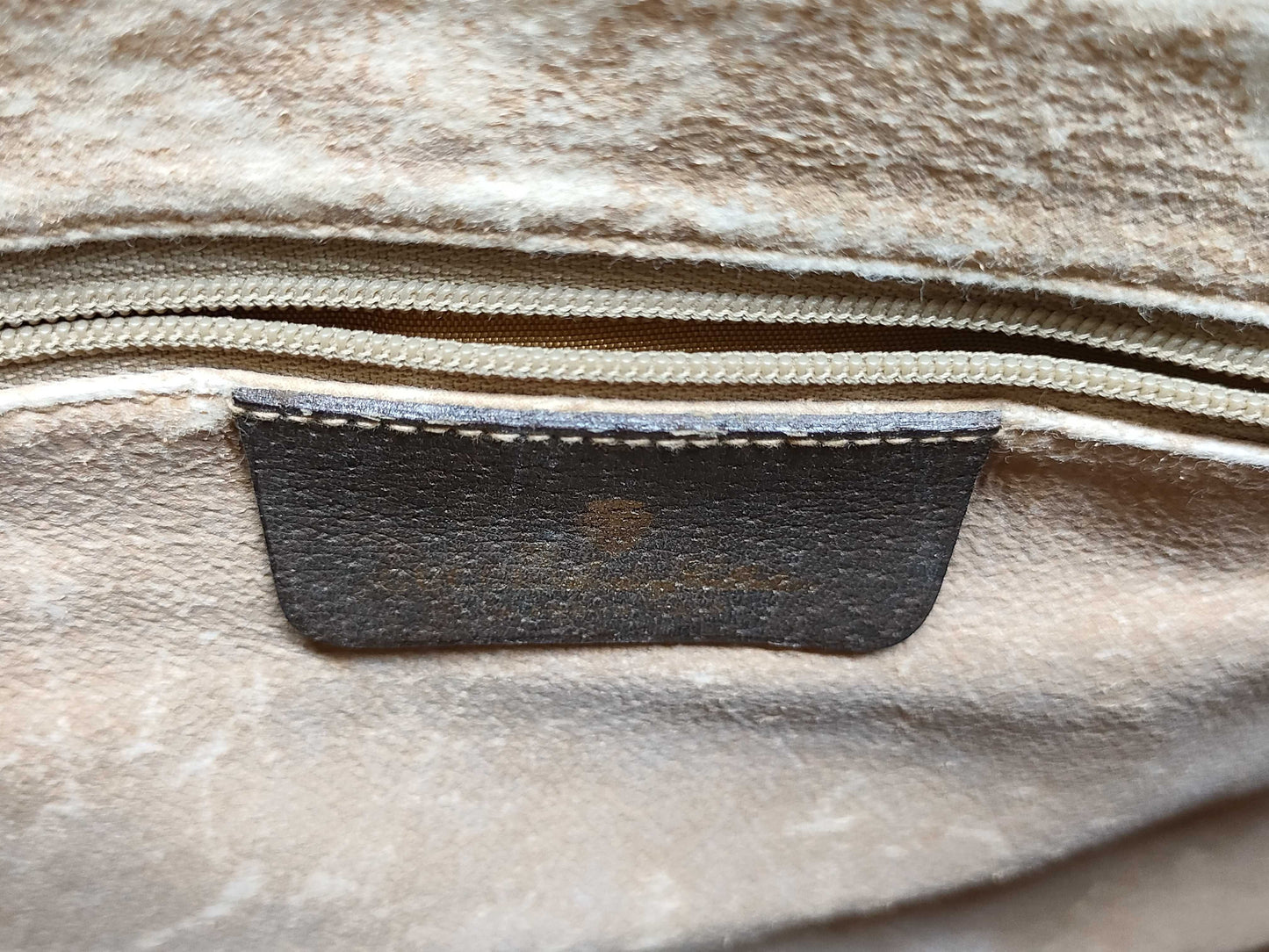 GUCCI GG Supreme Gucci bag handbag