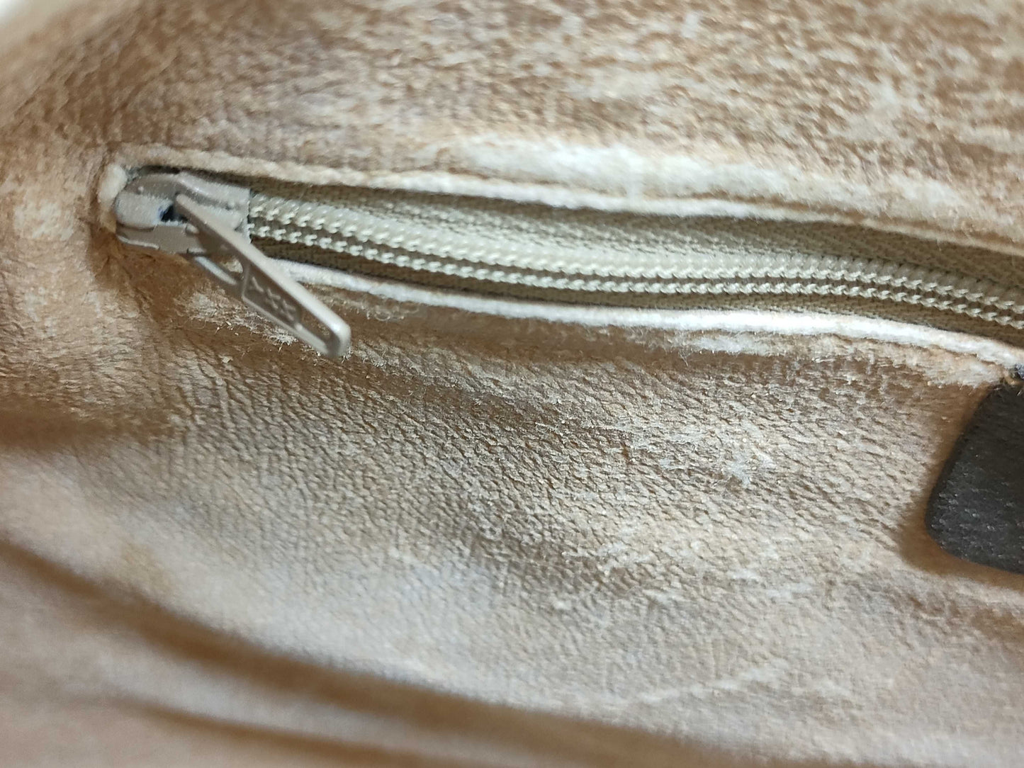GUCCI GG Supreme Gucci bag handbag