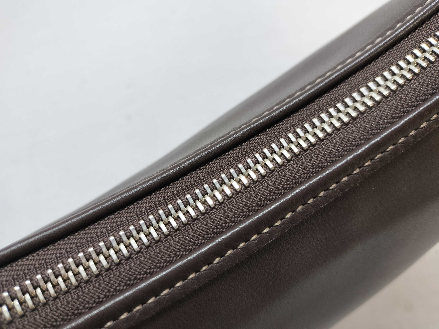 BURBERRY Leather Handbag with Checked Interior