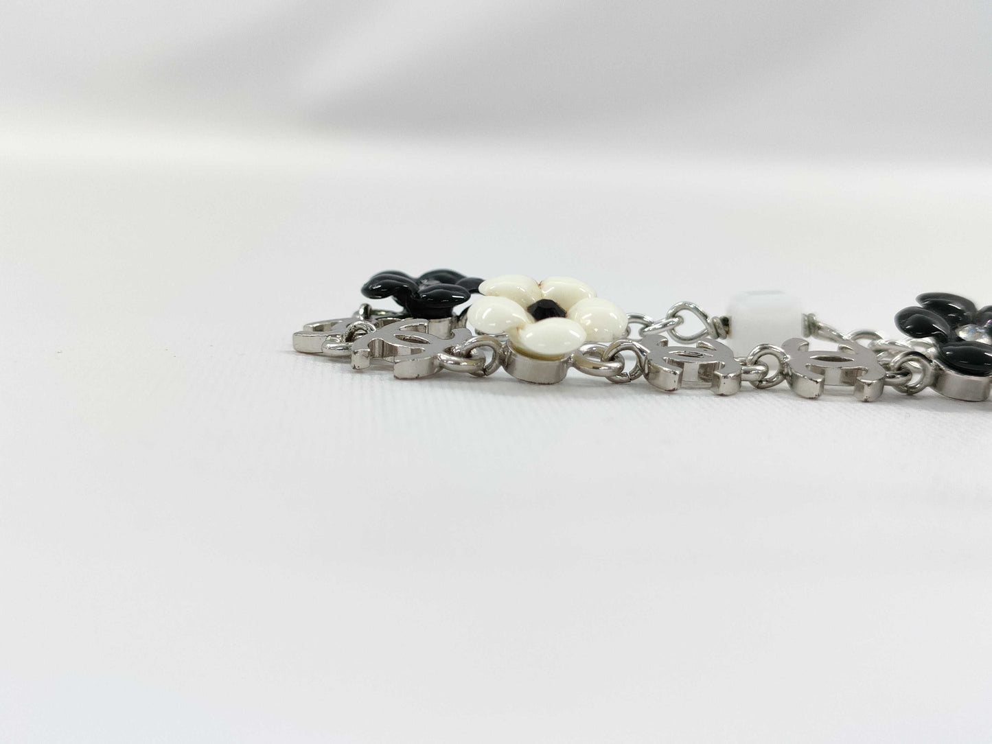 CHANEL Coco Mark Silver Camellia Bracelet/Bangle