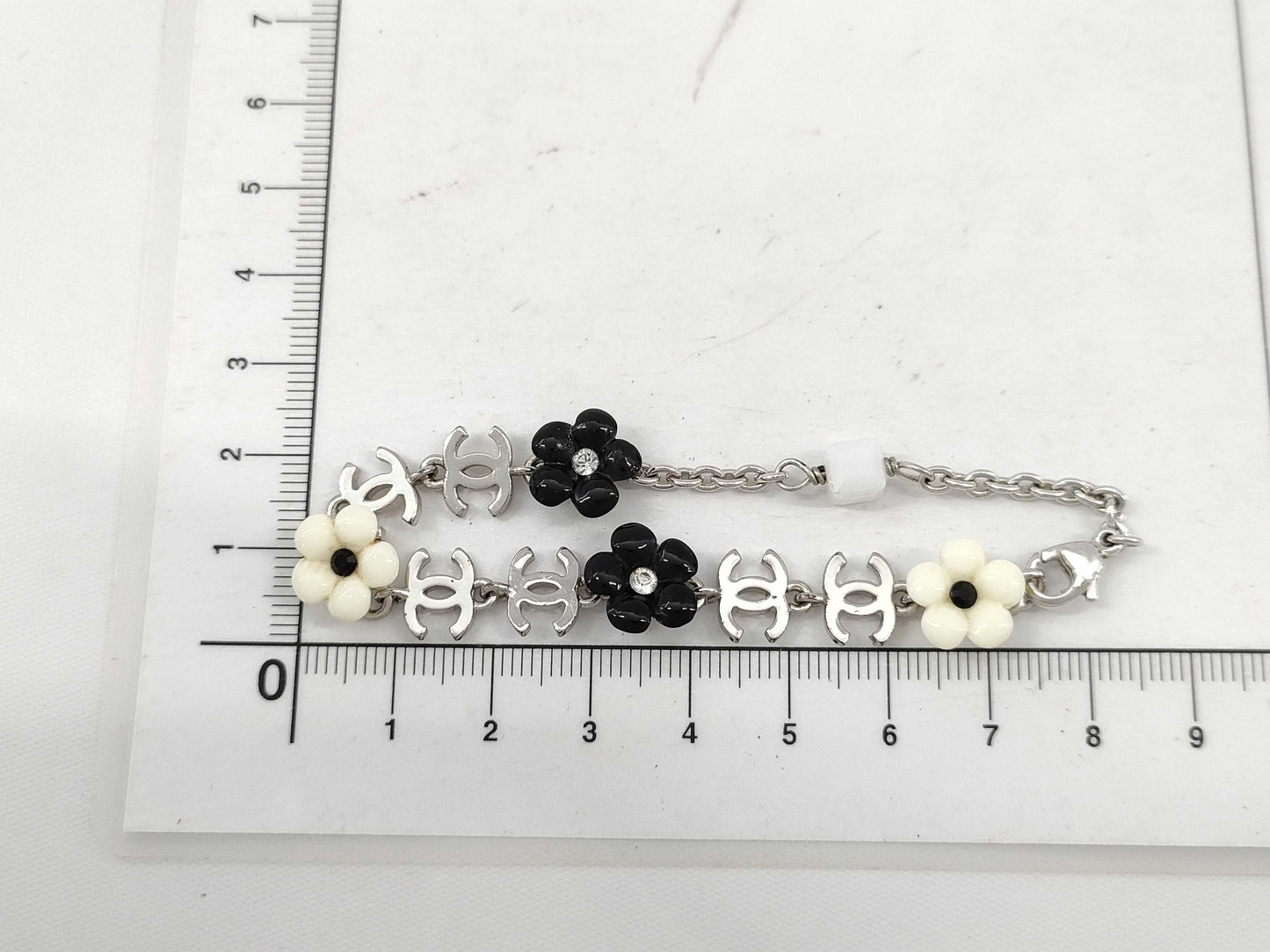 CHANEL Coco Mark Silver Camellia Bracelet/Bangle
