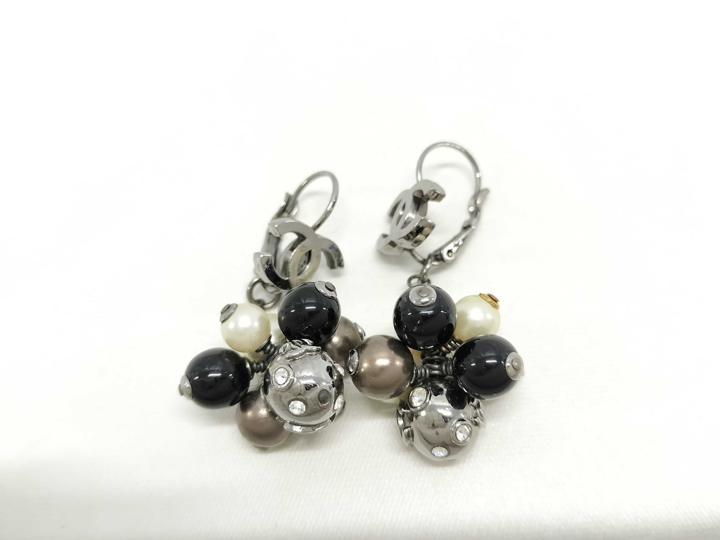 CHANEL CHANEL Swing Coco Mark Mixed Pearl Rhinestone 04A Earrings