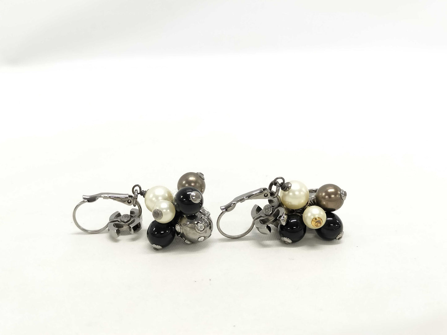 CHANEL CHANEL Swing Coco Mark Mixed Pearl Rhinestone 04A Earrings