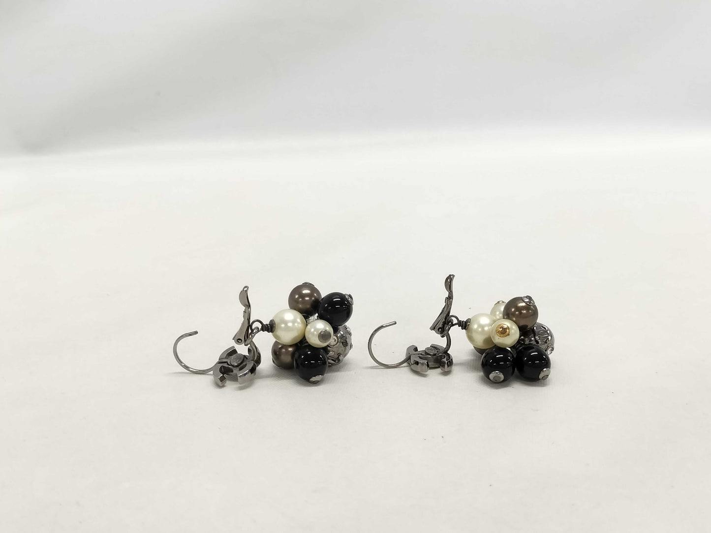 CHANEL CHANEL Swing Coco Mark Mixed Pearl Rhinestone 04A Earrings
