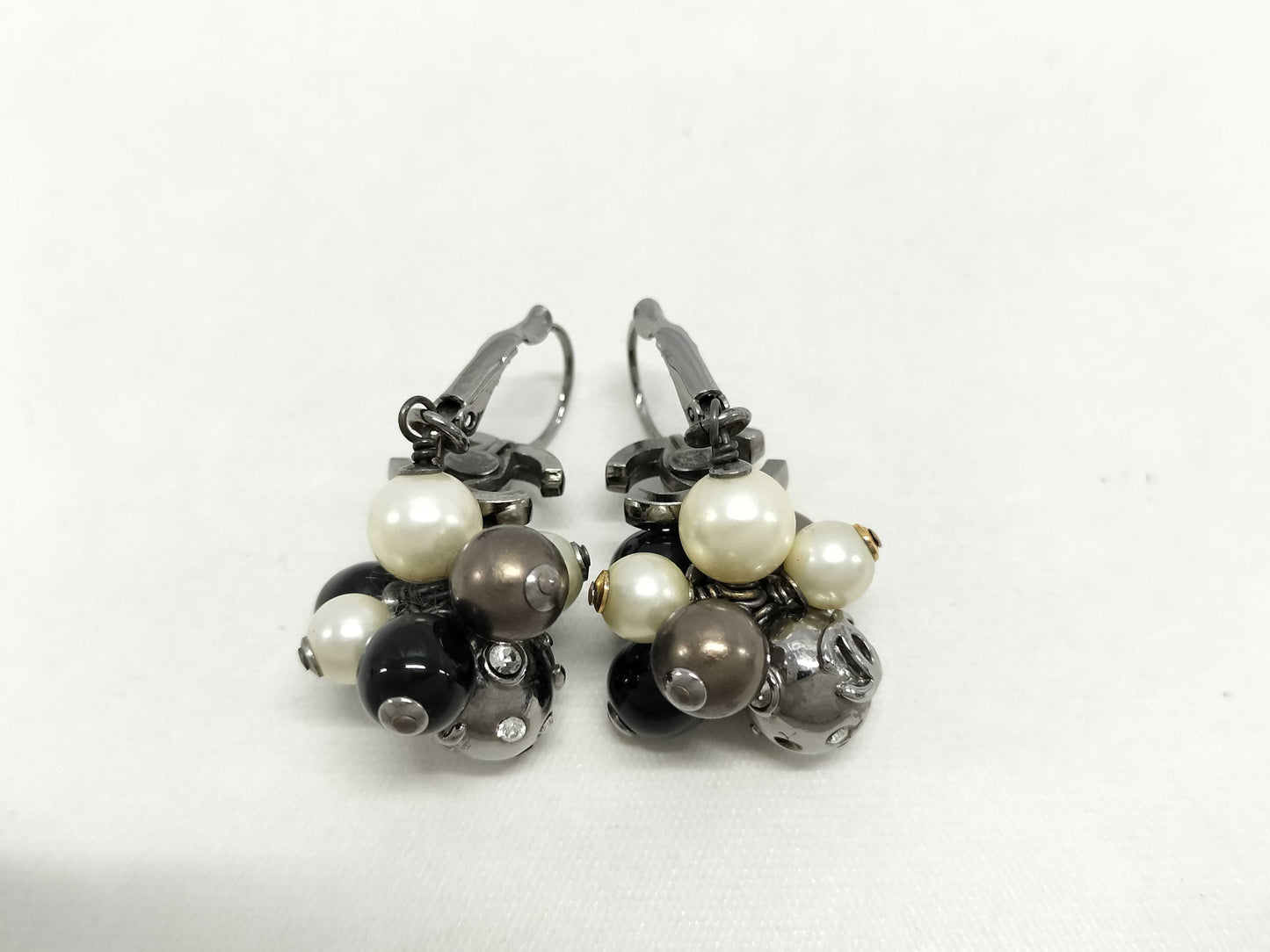 CHANEL CHANEL Swing Coco Mark Mixed Pearl Rhinestone 04A Earrings
