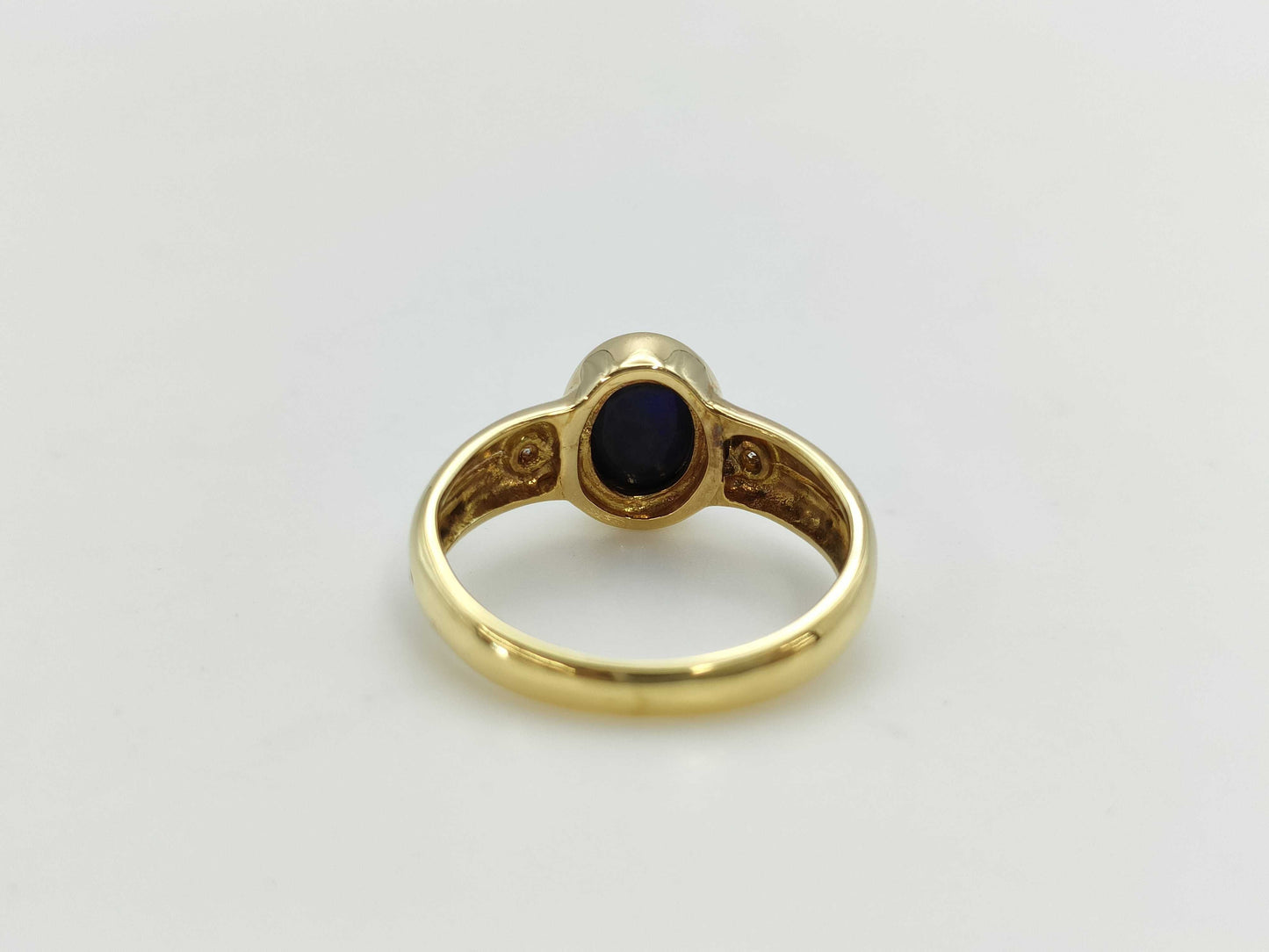 Colored Diamond 750 4.0g Ring