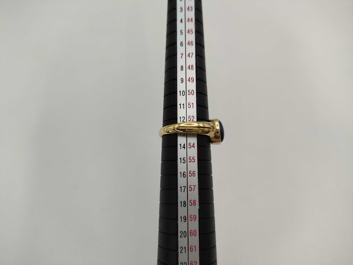 Colored Diamond 750 4.0g Ring