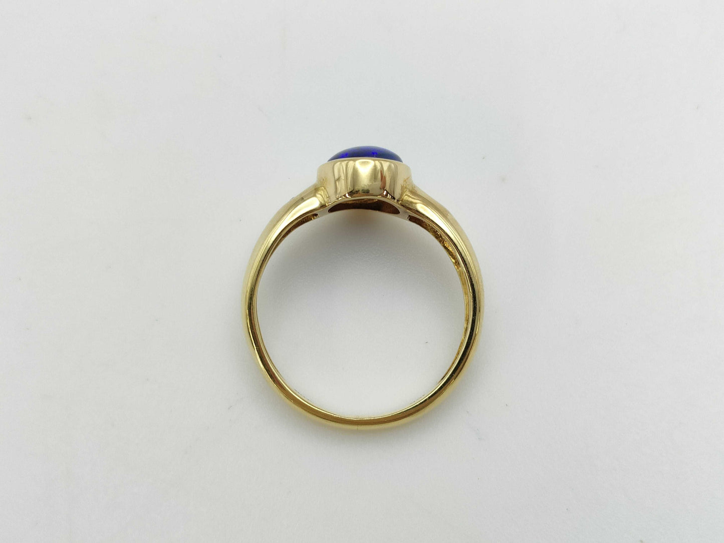 Colored Diamond 750 4.0g Ring