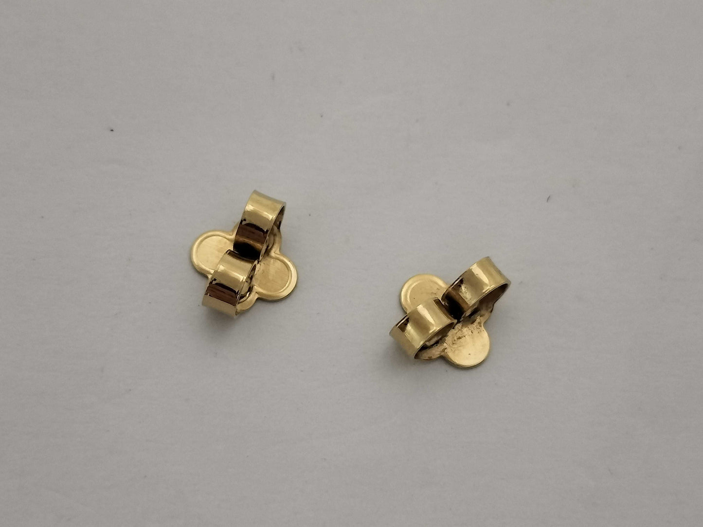 LOUIS VUITTON Earrings LV Iconic Louisa Pearl GP Gold M01585 Earrings