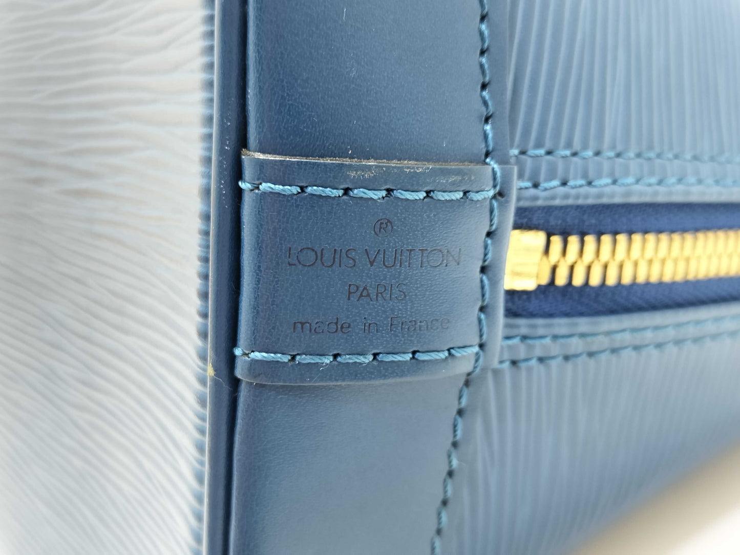 LOUIS VUITTON M40620 Epi Alma Epi Navy M40620 Handbag