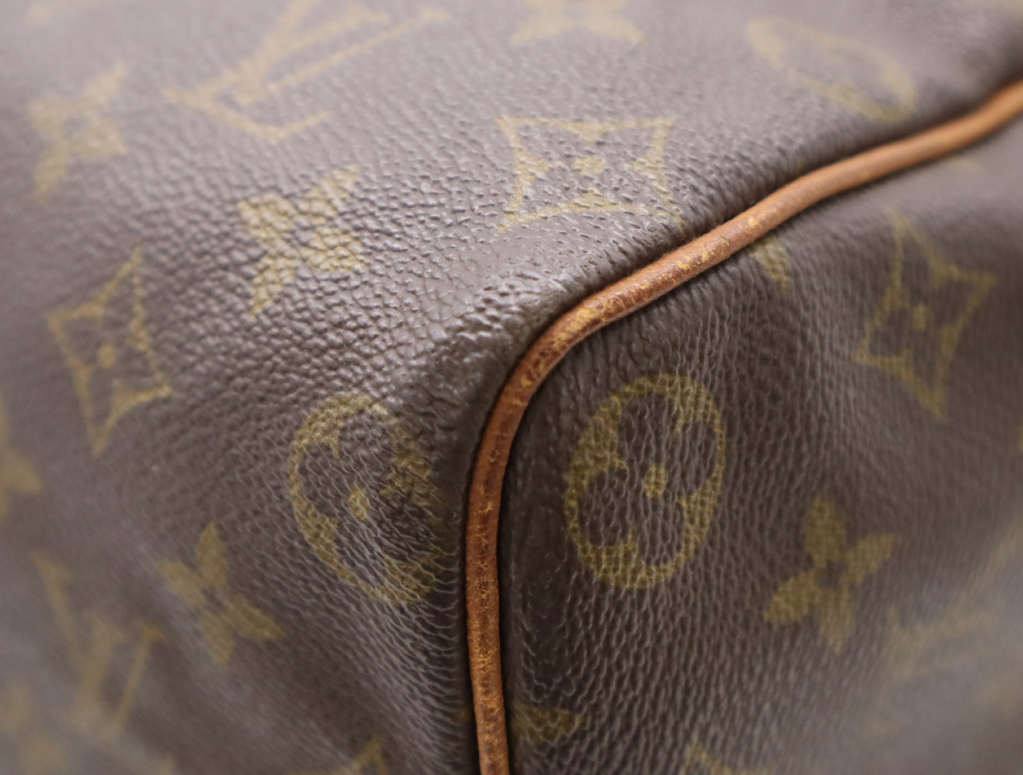 LOUIS VUITTON M41522 Monogram Speedy 40 Handbag