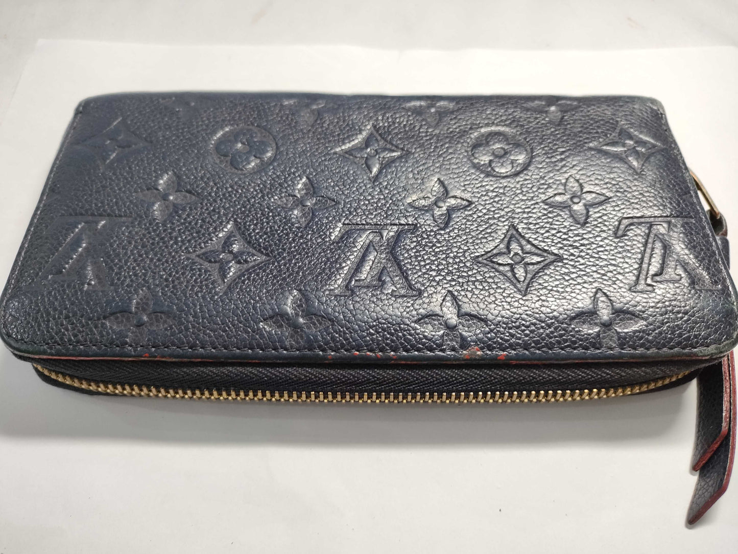 LOUIS VUITTON Monogram Empreinte Zippy Wallet