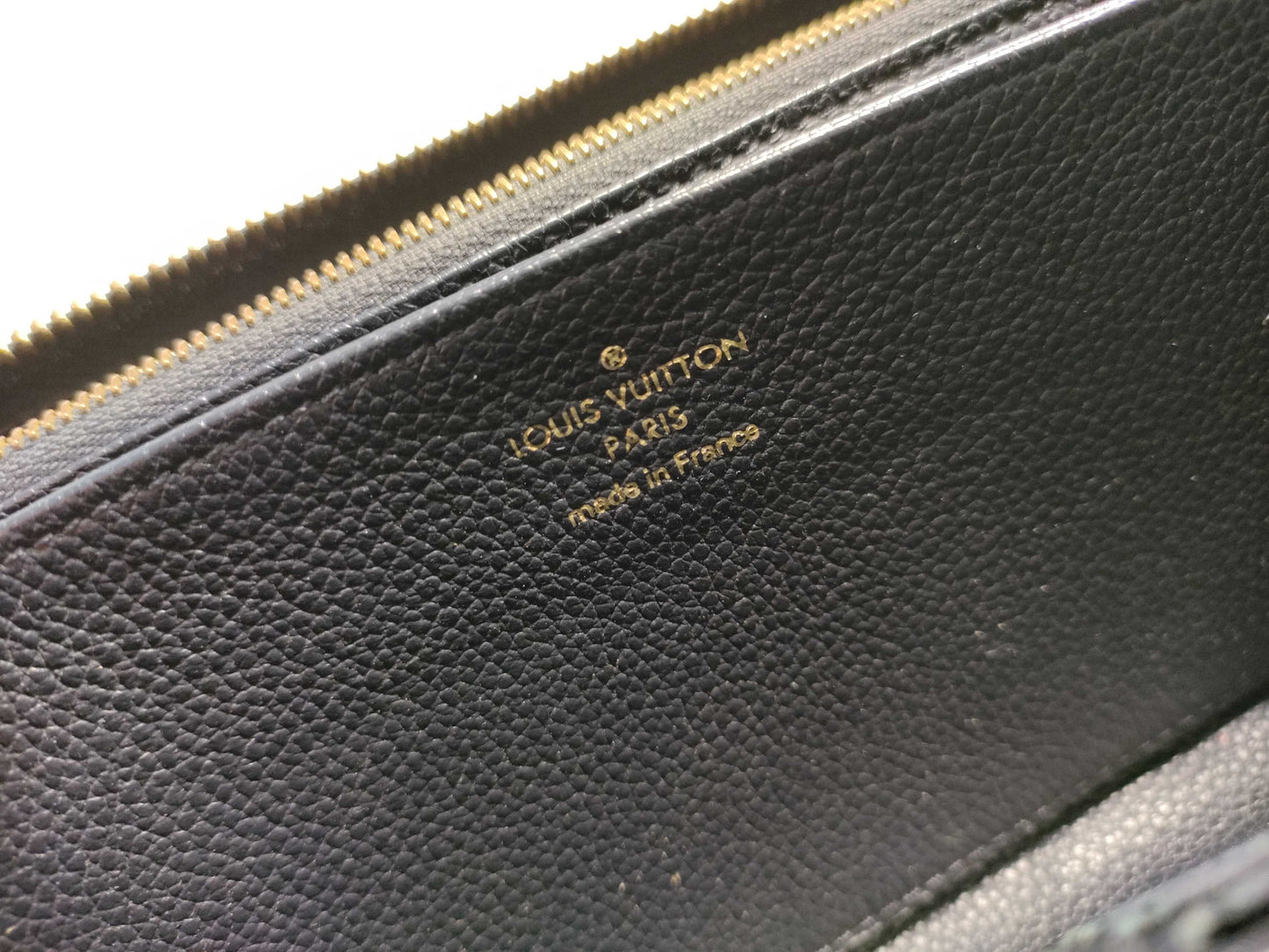LOUIS VUITTON Monogram Empreinte Zippy Wallet