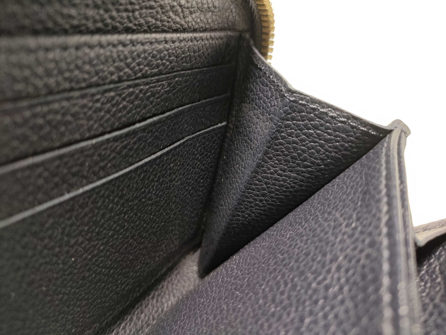 LOUIS VUITTON Monogram Empreinte Zippy Wallet
