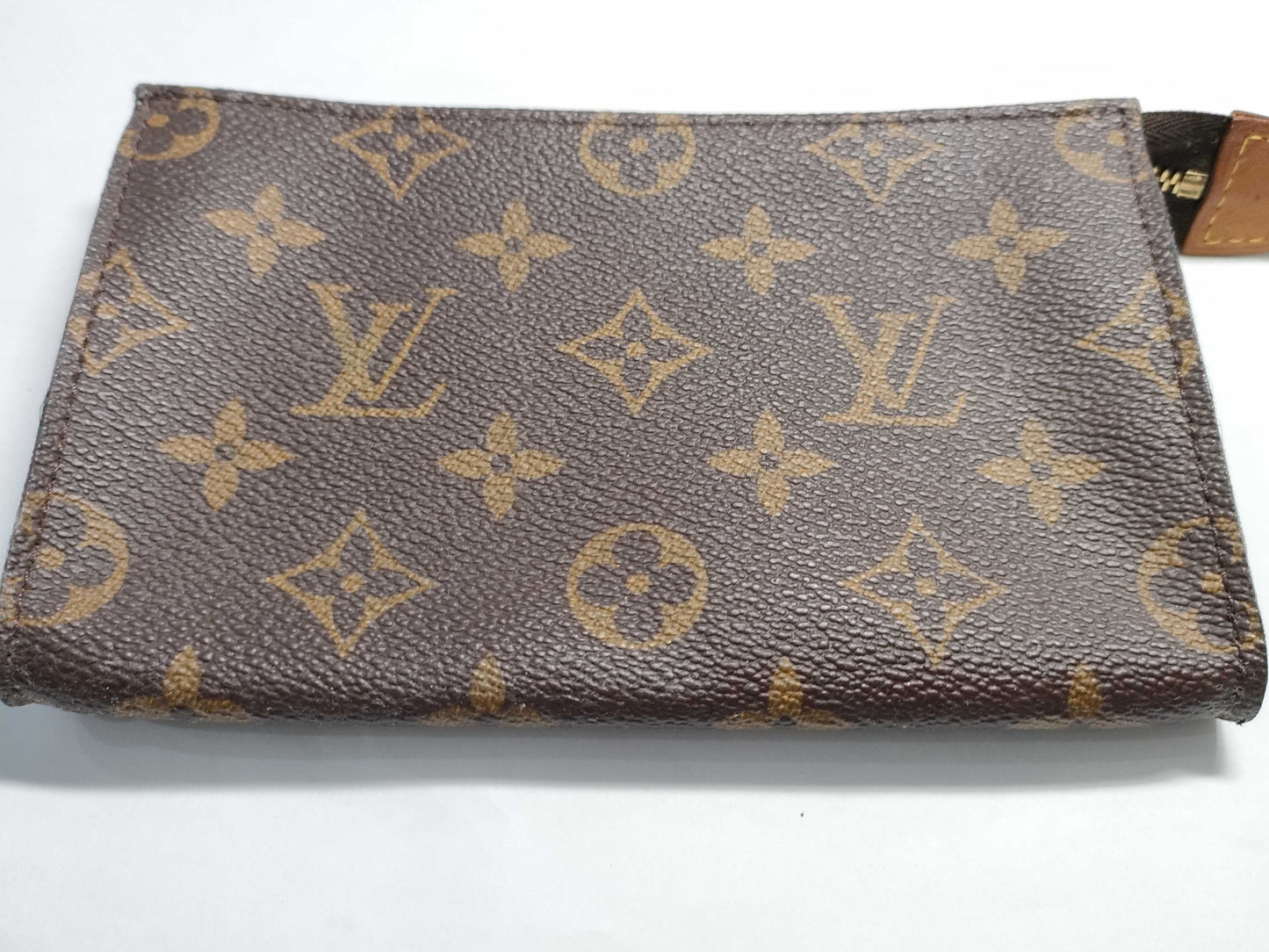 LOUIS VUITTON Monogram Bucket Brown Pouch