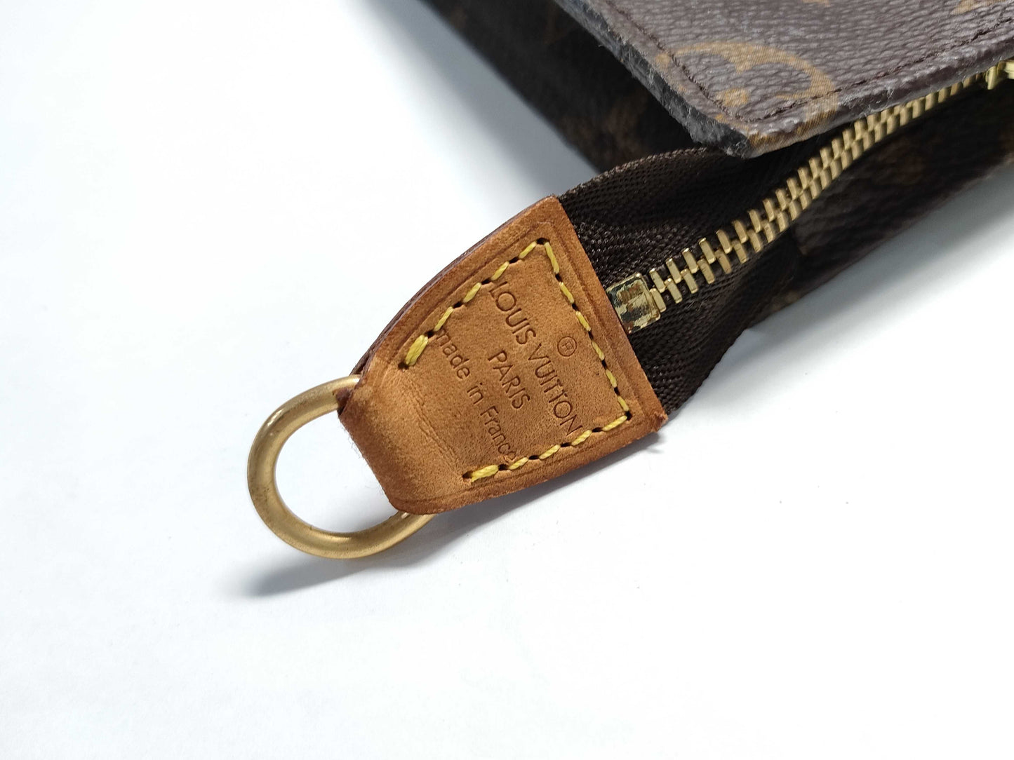 LOUIS VUITTON Monogram Bucket Brown Pouch