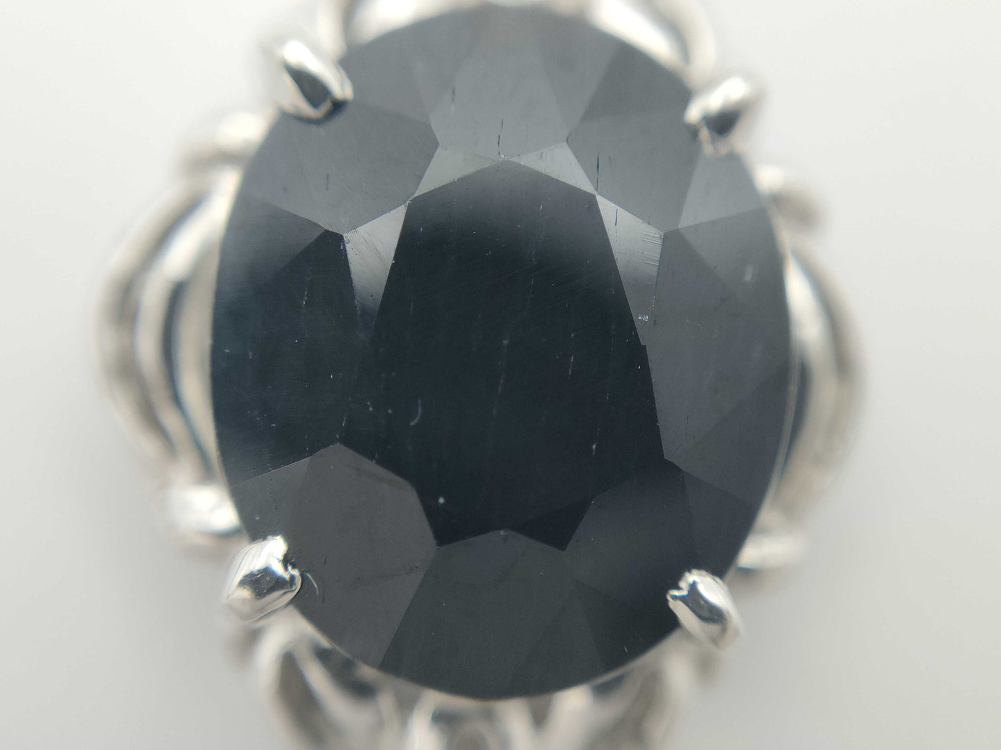 S6.68ct Pt900 5.0g Pendant Top