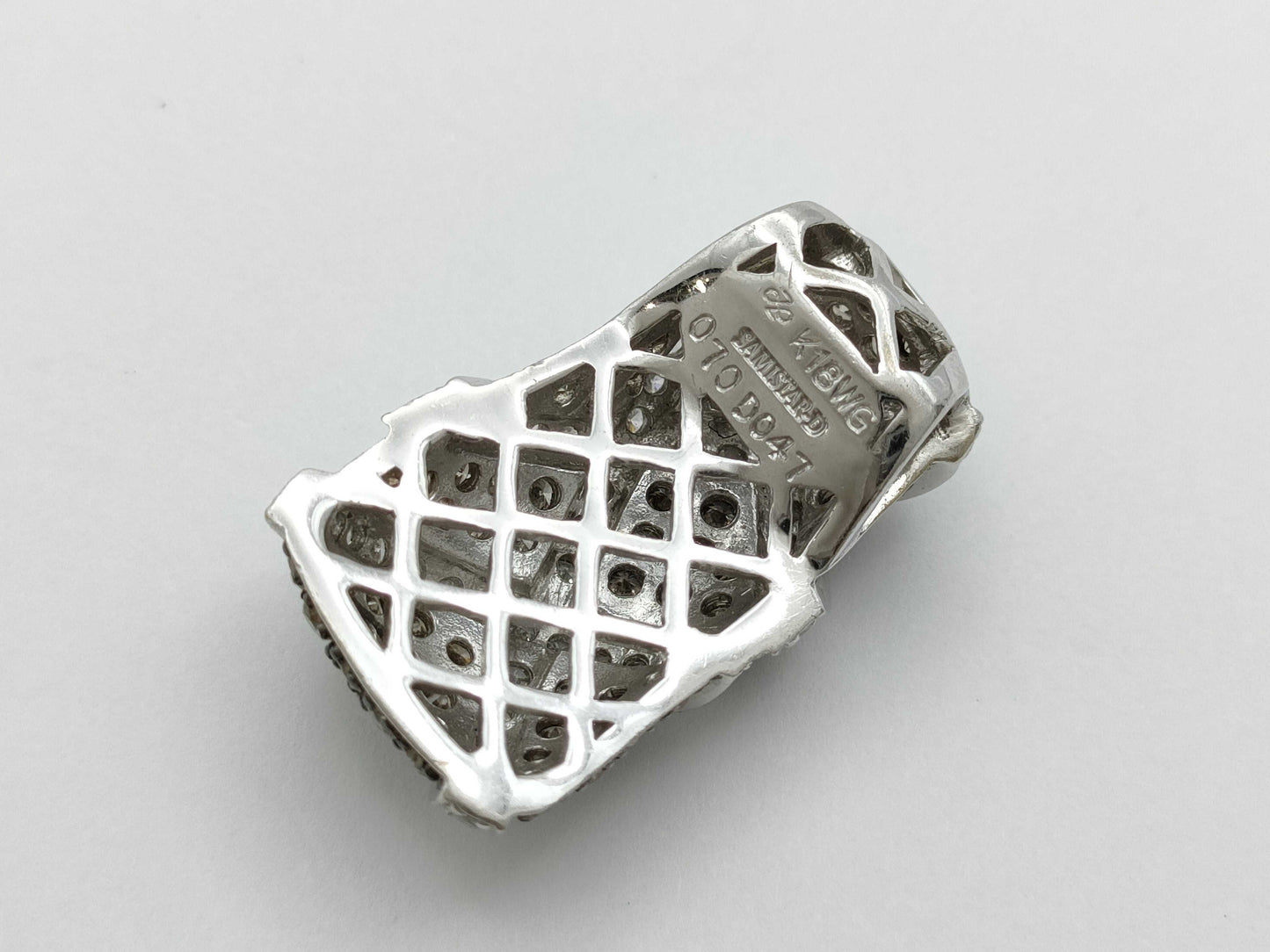 D0.70/0.47ct K18WG 5.3g Pendant Top