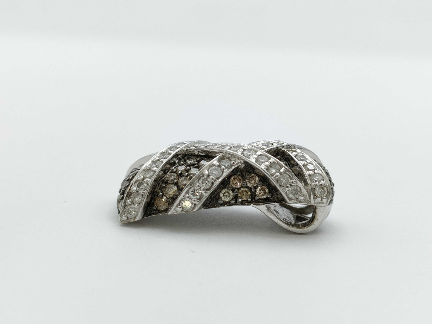 D0.70/0.47ct K18WG 5.3g Pendant Top