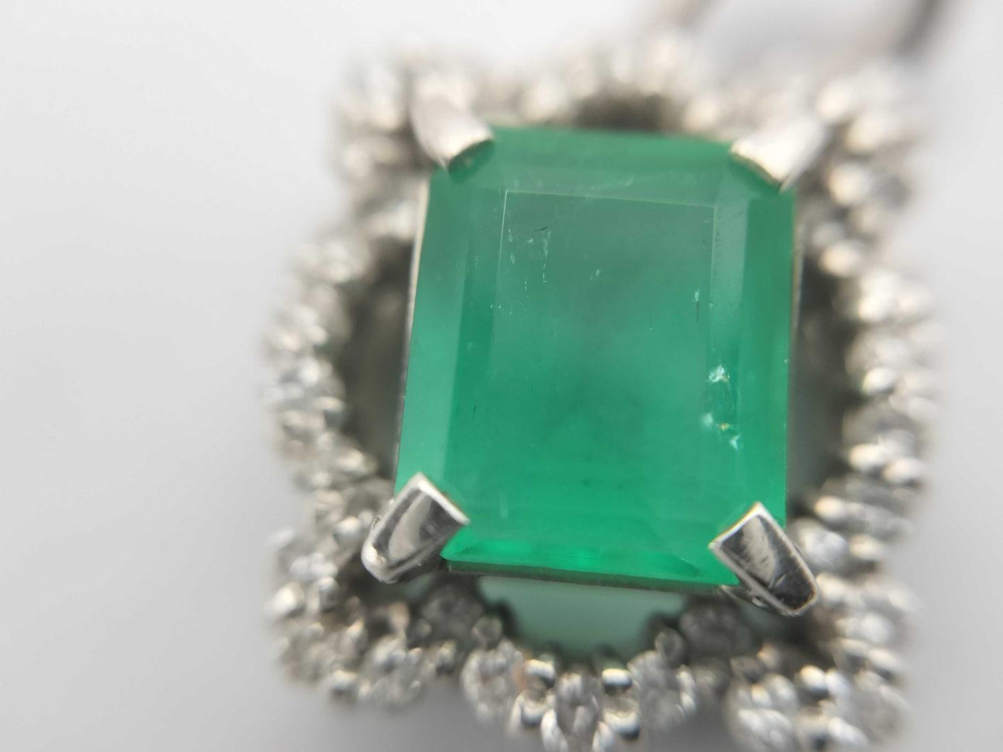 E1.19ct D0.21ct PT900 3.5g Pendant Top