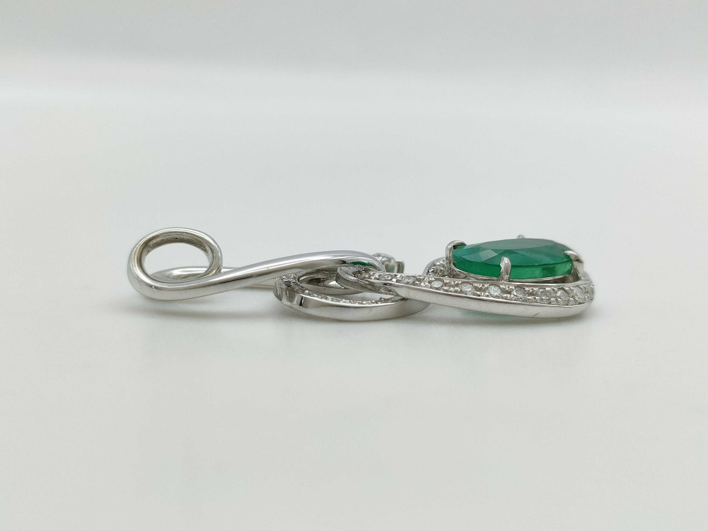 E4.63ct D0.10/0.41ct K18WG 8.6g Pendant Top