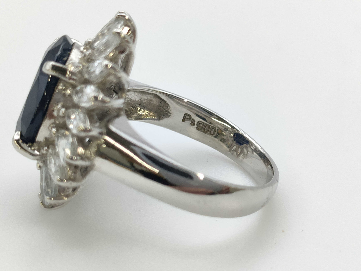 S 5.27ct/2.00ct PT900 9.4g Ring