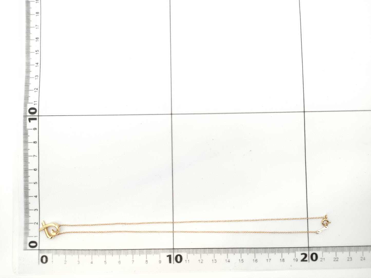 Tiffany & Co. Loving Heart Necklace in Yellow Gold and AU750, 3.5g