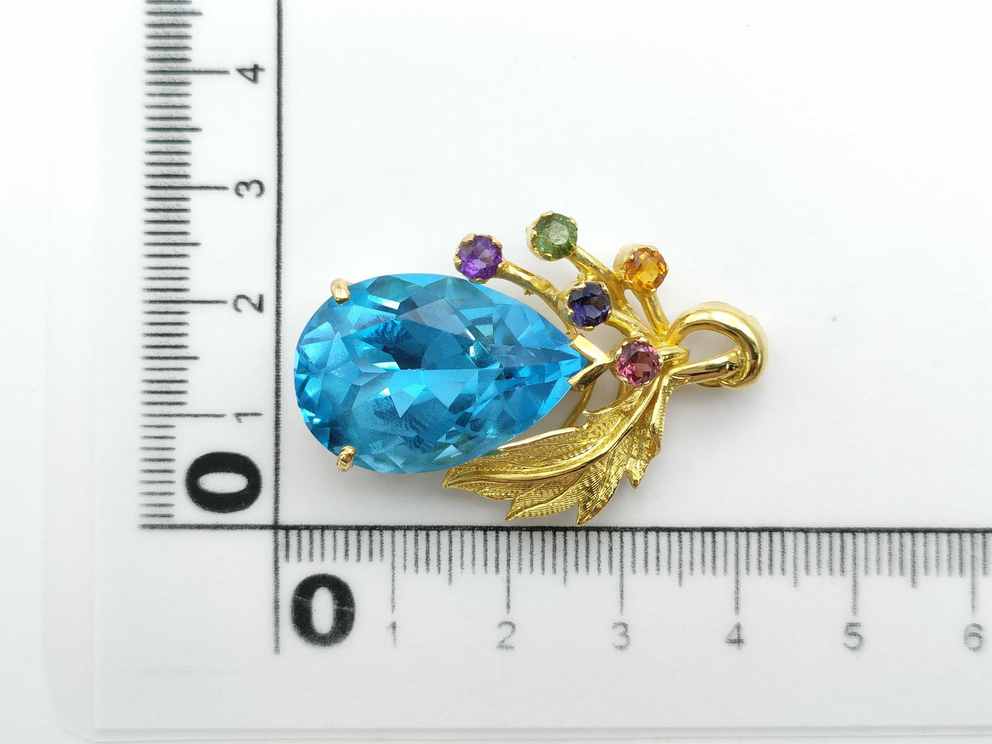 Blue Topaz 750 14.7g Pendant Top